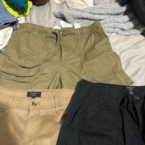 Banana Republic Women's Cargo Shorts - Black, Tan, and Olive